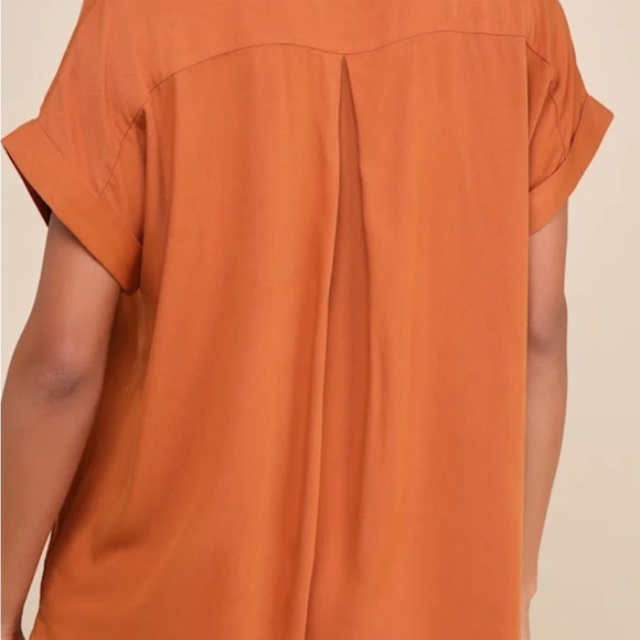 NWT Blythe Rust Brown Short Sleeve Button-Up Top - Picture 2 of 6